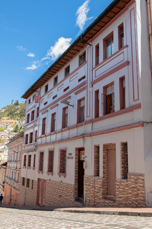 Hostal Carlos Luis Quito Exteriör bild