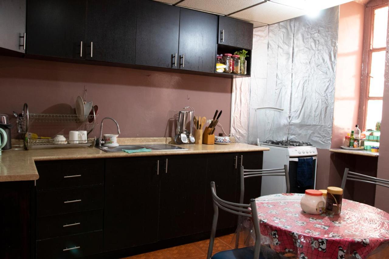Hostal Carlos Luis Quito Exteriör bild