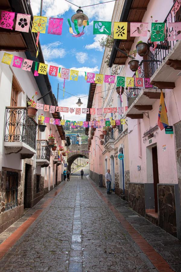 Hostal Carlos Luis Quito Exteriör bild