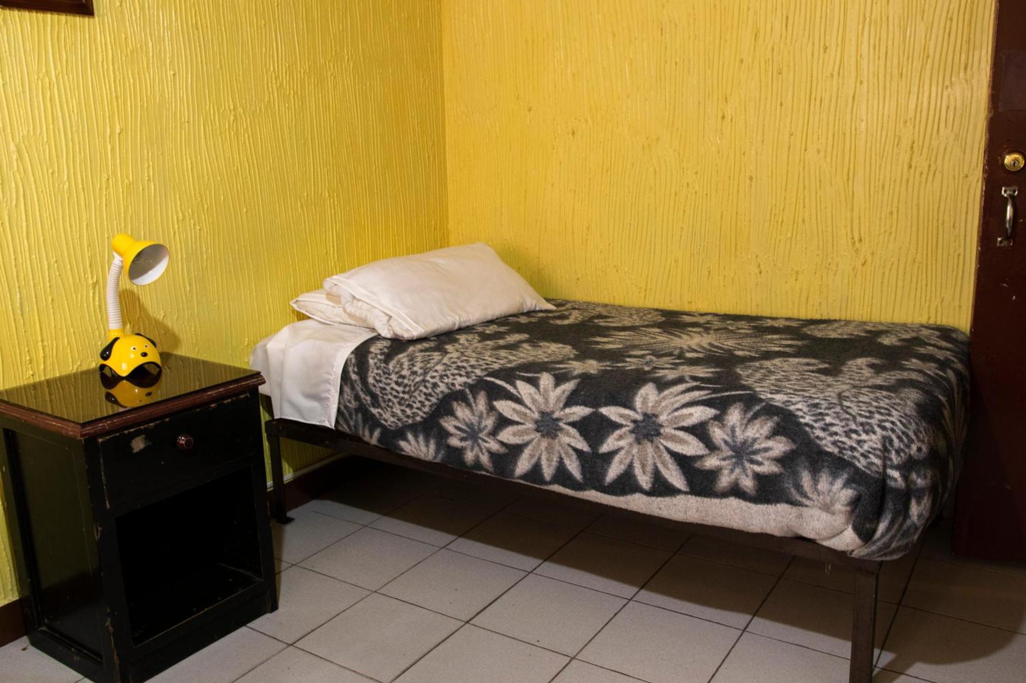 Hostal Carlos Luis Quito Exteriör bild