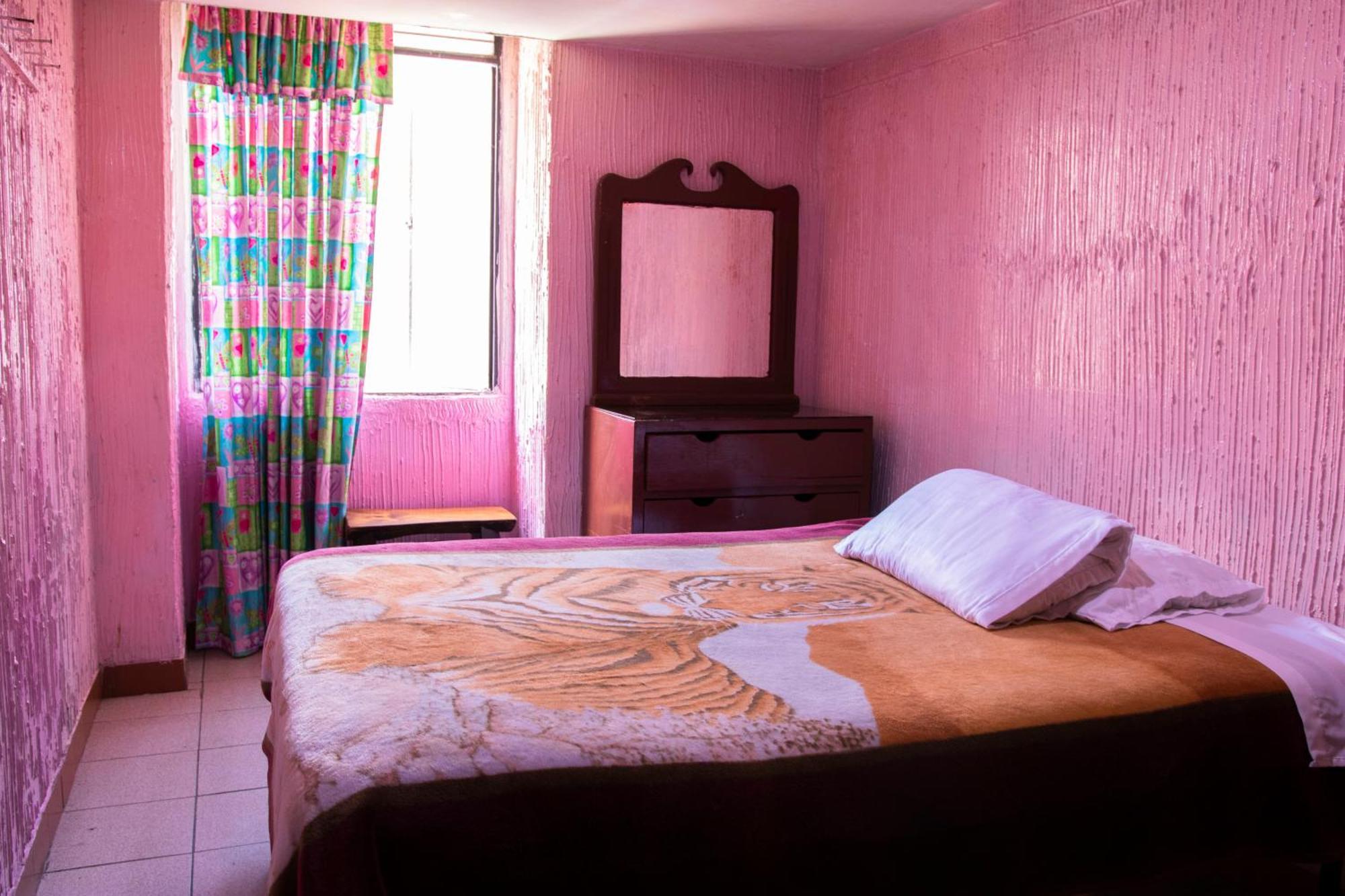 Hostal Carlos Luis Quito Exteriör bild